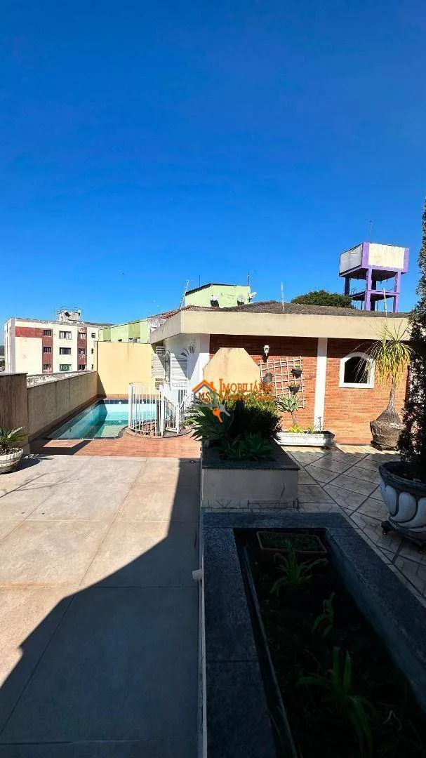 Imagem Casa com 2 dormitórios para alugar, 3000 m² por R$ 6.500,00/mês - Vila das Palmeiras - Guarulhos/SP