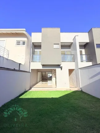 CASA RESIDENCIAL em Extrema - MG, Ponte nova