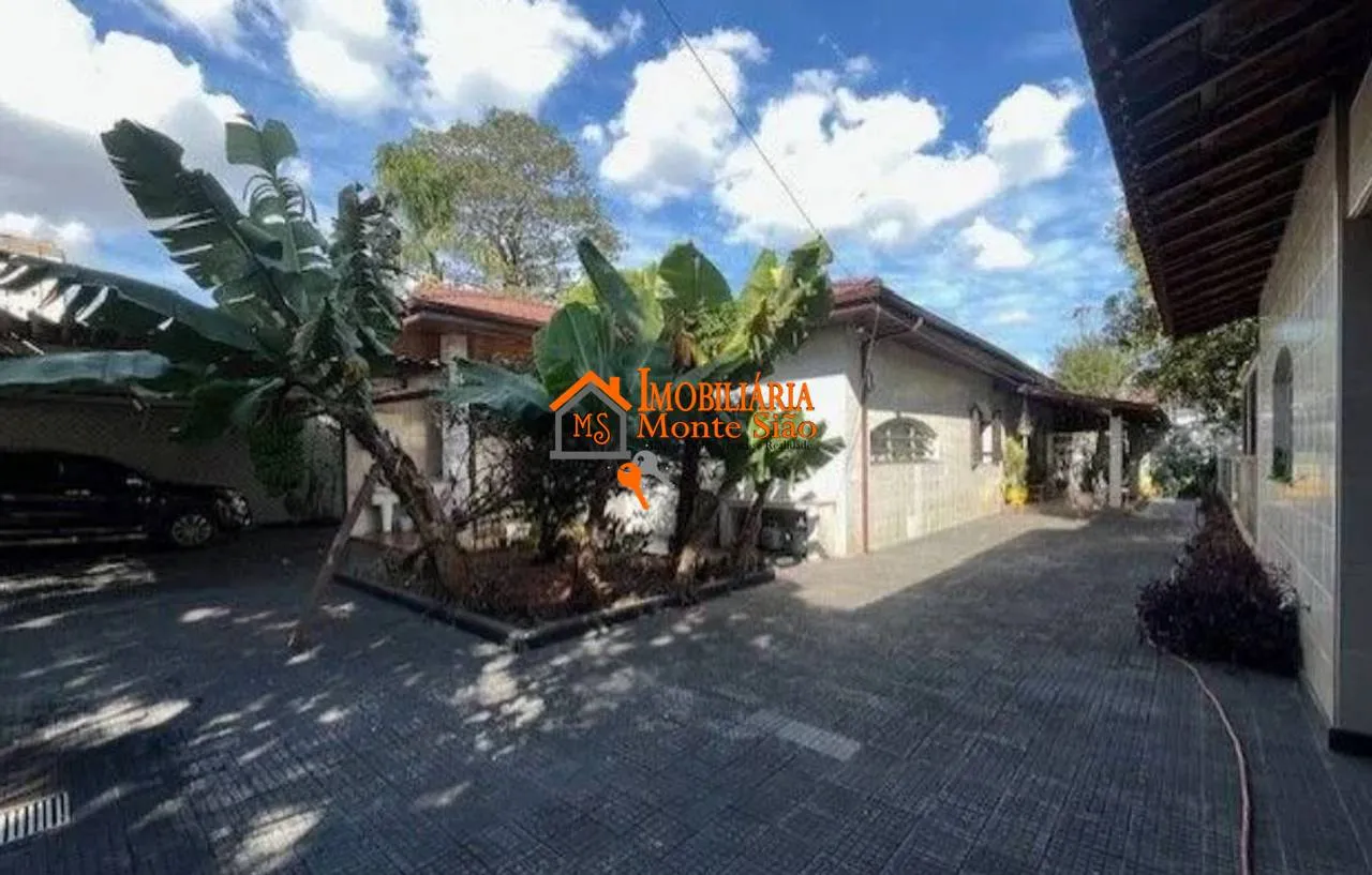Foto do imóvel Casa com 3 dormitórios à venda, 860 m² por R$ 1.200.000 - Jardim do Papai - Guarulhos/SP
