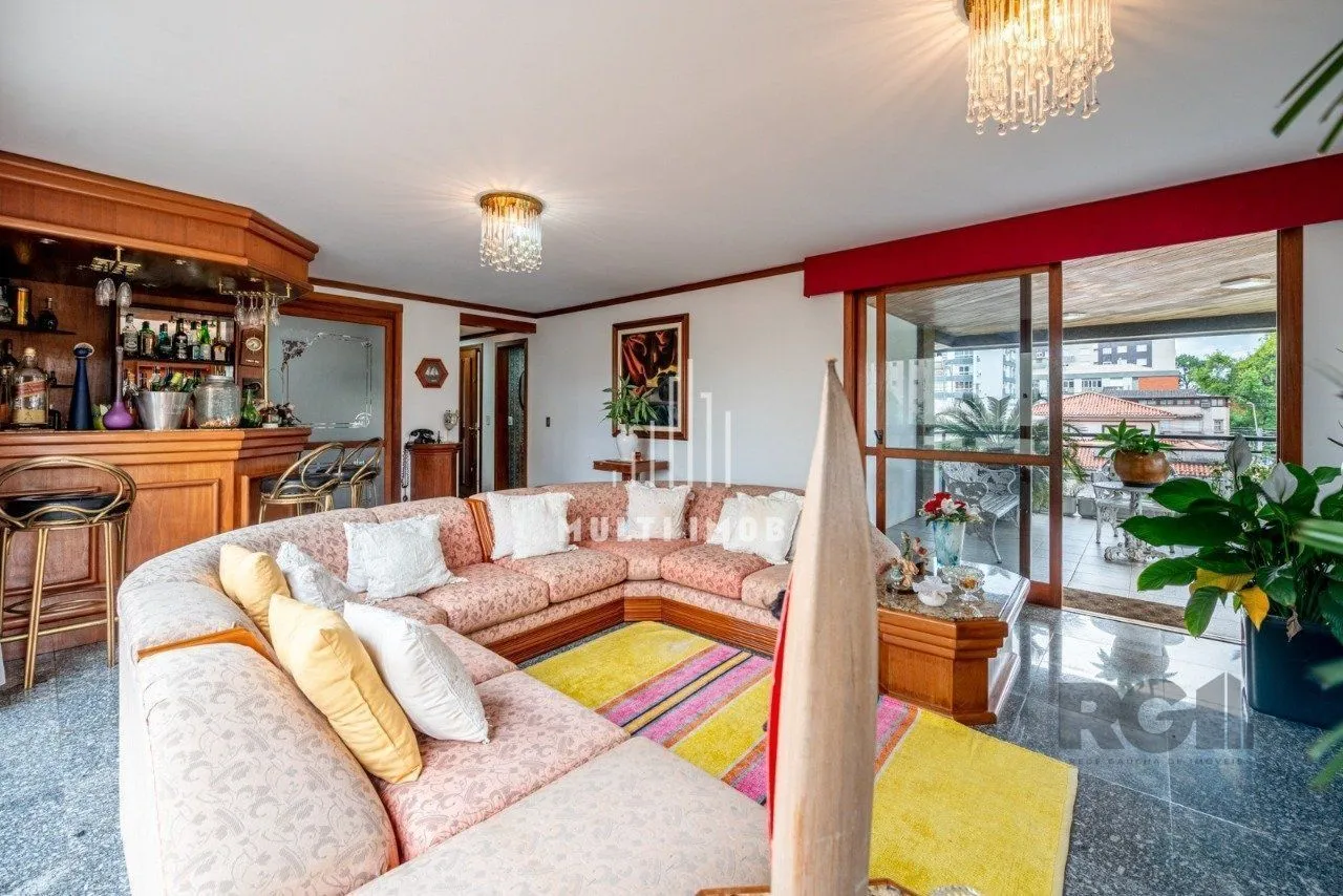 Imagem Apartamento 4 dormitórios, suite, de frente com sacada, 3 vagas de garagem, bai