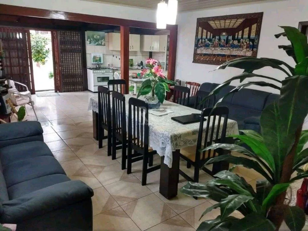 Imagem Casa para Venda - 320m², 4 dormitórios, 2 vagas - Vila Nova