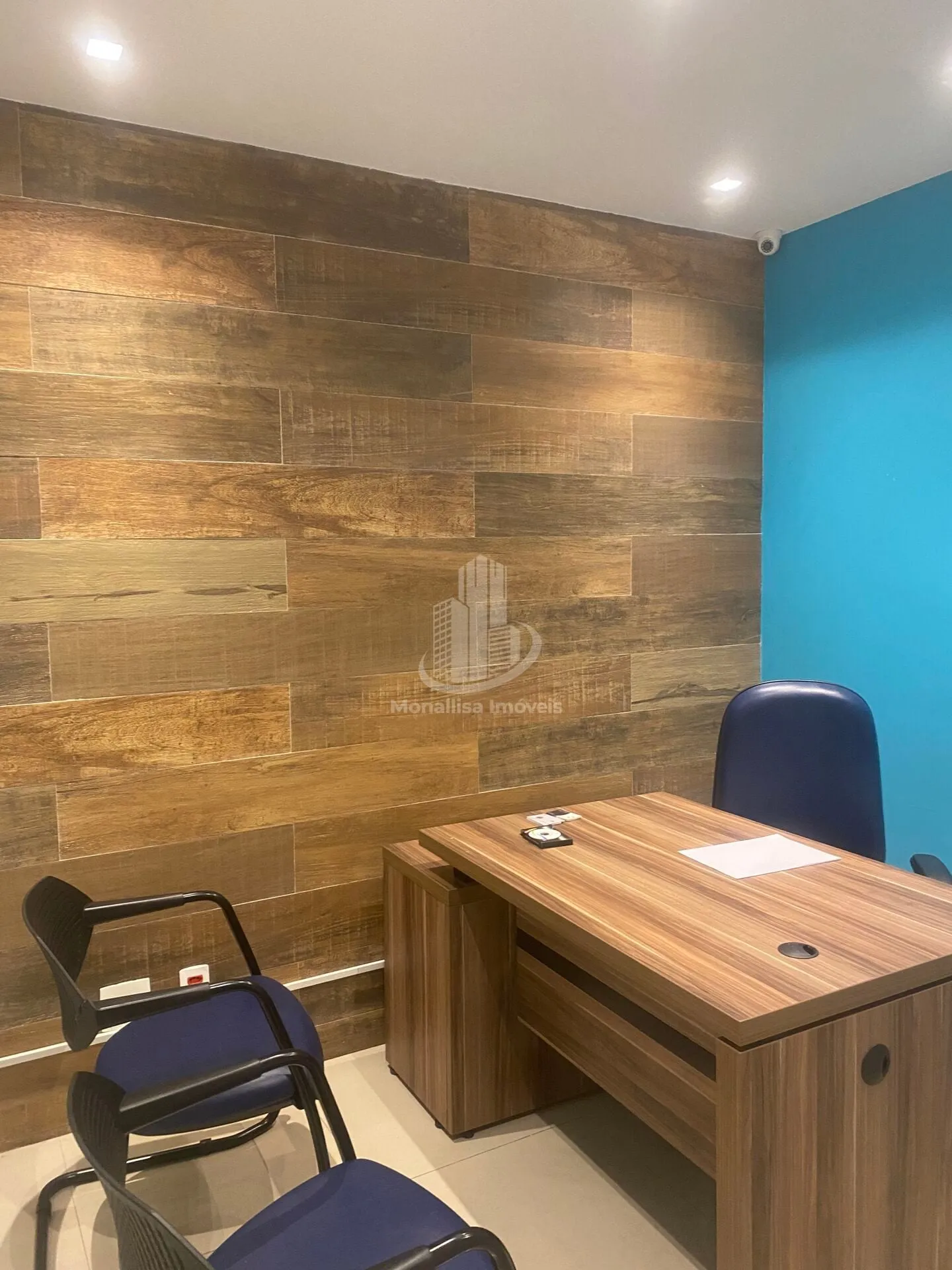 Imagem Sala comercial mobiliada com vaga na Barra da Tijuca