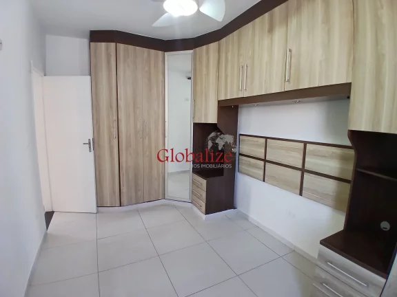 Imagem Apartamento 02 dormitórios dependência de empregada vaga de garagem elevador no Campo Grande - Santos R$ 585.000,00