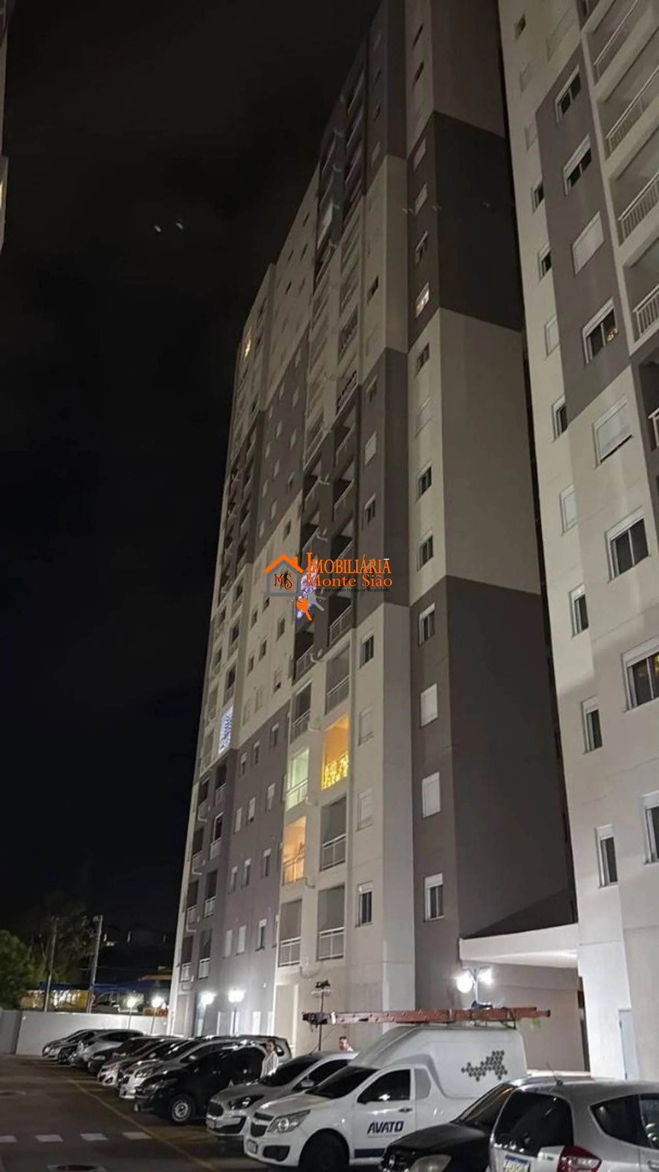 Imagem Apartamento com 2 dormitórios à venda, 44 m² por R$ 360.400,00 - Água Chata - Guarulhos/SP
