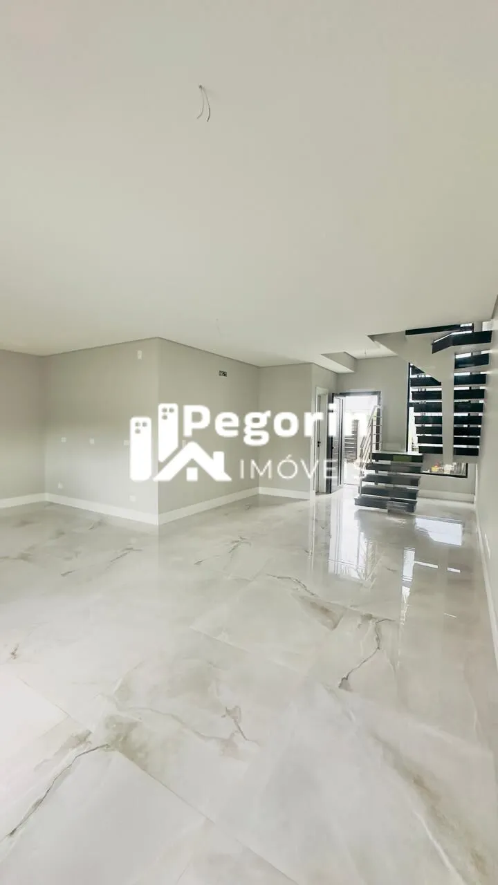 Imagem Sobrado à venda em Pinhais, Centro, com 3 quartos, 253,42m²