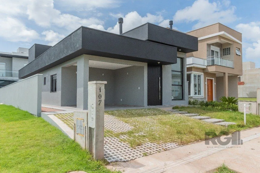 Imagem CASA EM CONDOMINIO - 3 dorms.- 3 vagas - 155 m² - GRAVATAÍ