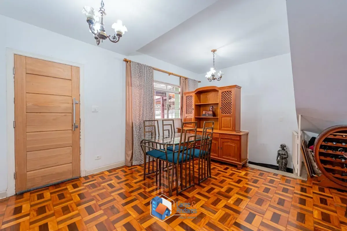 Imagem Casa para venda em Planalto Paulista com 3 quartos, sendo 1 suíte, 180m²