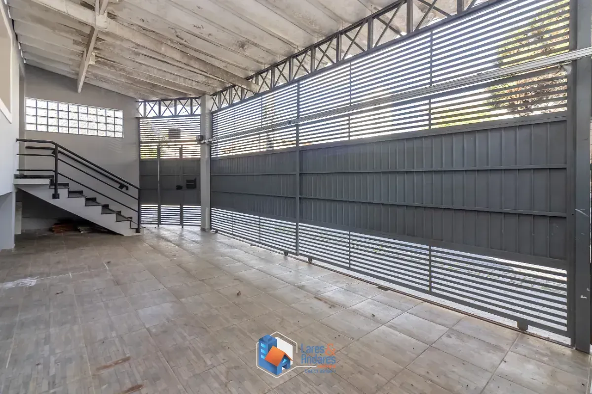 Imagem Sobrado para venda em Saúde com 3 quartos, sendo 1 suíte, 191m²