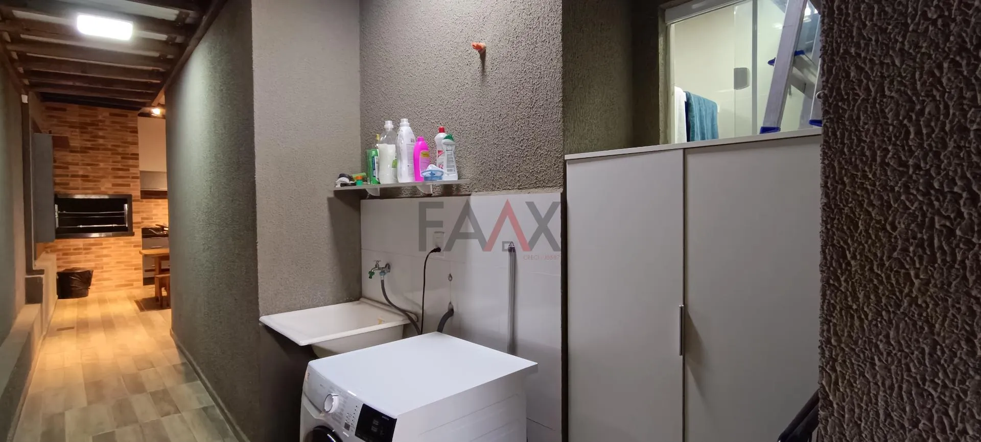 Imagem Excelente casa com Quarto mais Closet no Morro Alto em Guarapuava