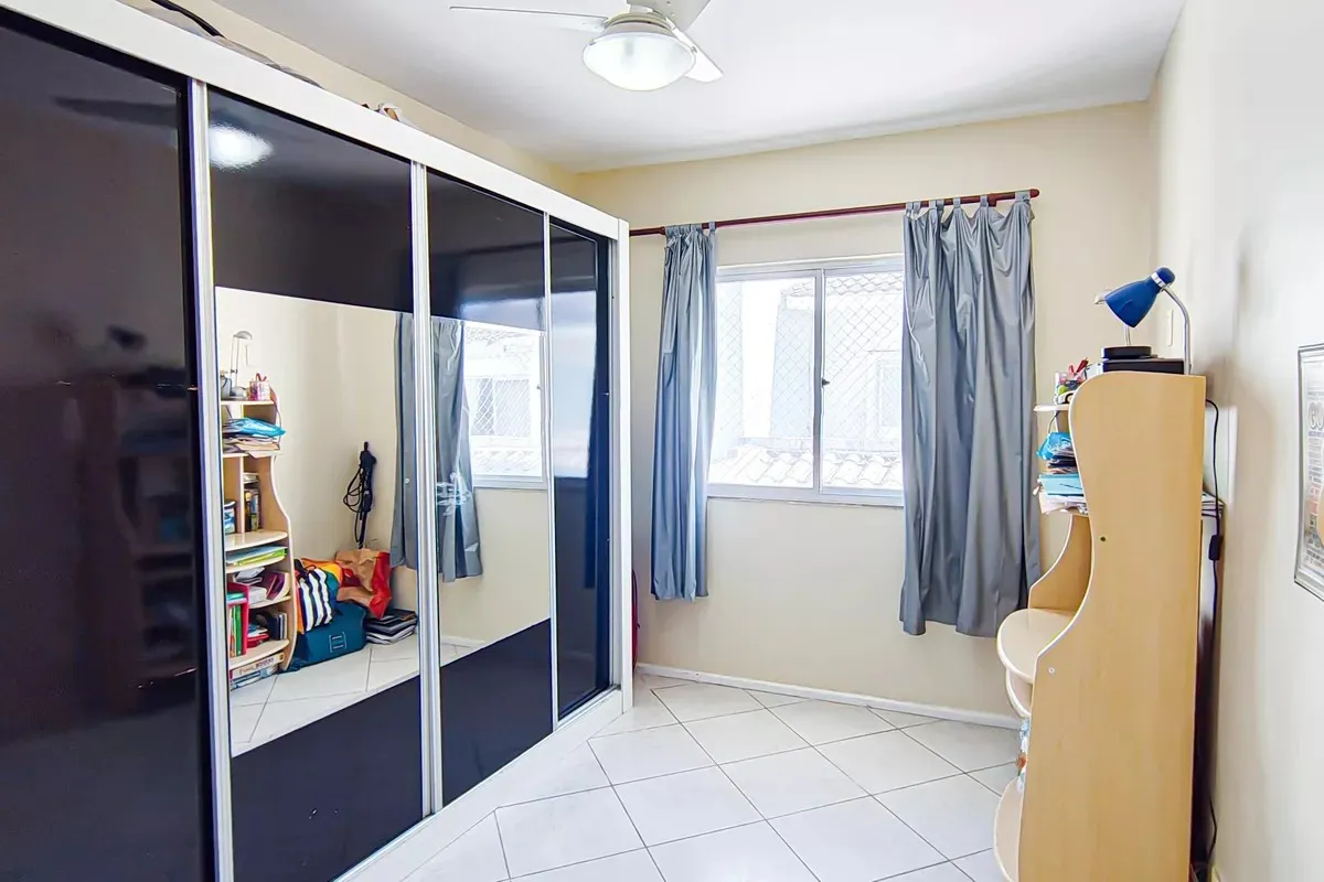 Imagem Casa em Condomínio para Venda, Jacarepaguá, 3 dormitórios, 1 suíte, 2 banheiros, 2 vagas