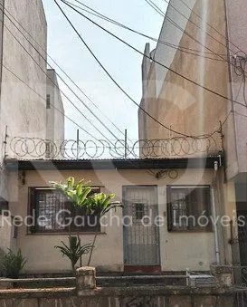 Imagem Casa para Venda - 130m², 2 dormitórios, 1 vaga - Cidade Baixa