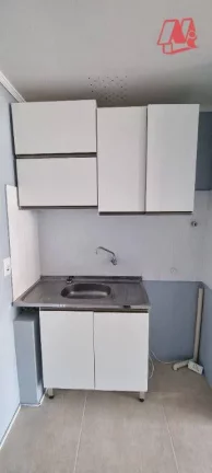 Imagem No Jardim Botânico, kitnet reformada.