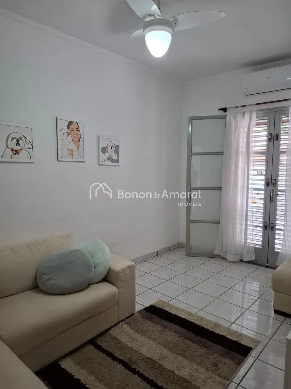 Imagem Casa à venda com 4 quartos, 230m², no Jardim Santa Genebra