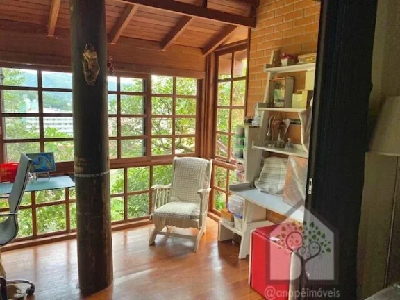 Imagem Casa ampla no Itacorubi, Florianópolis