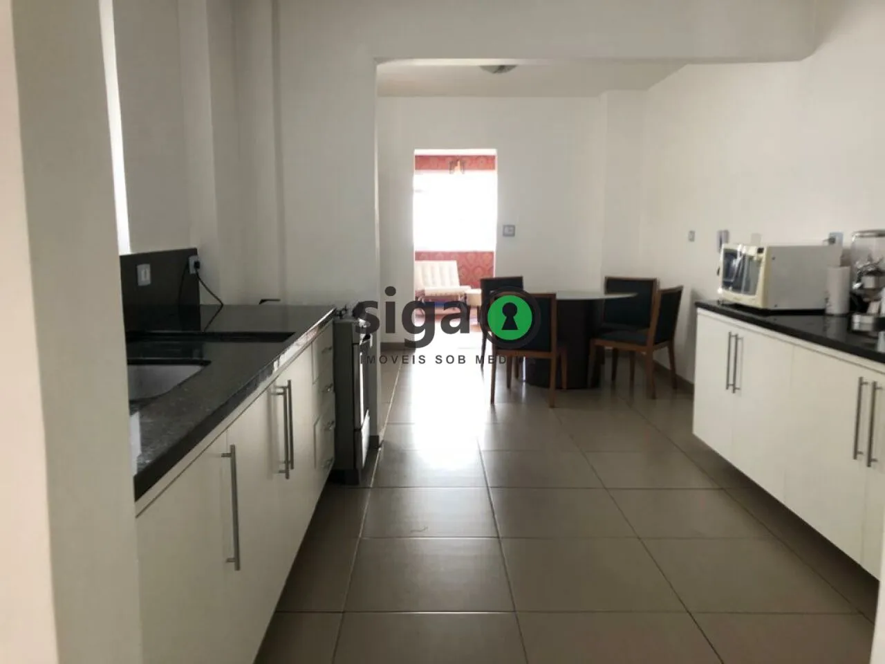 Imagem Apartamento a venda de 210 m2, um por andar, Totalmente reformado