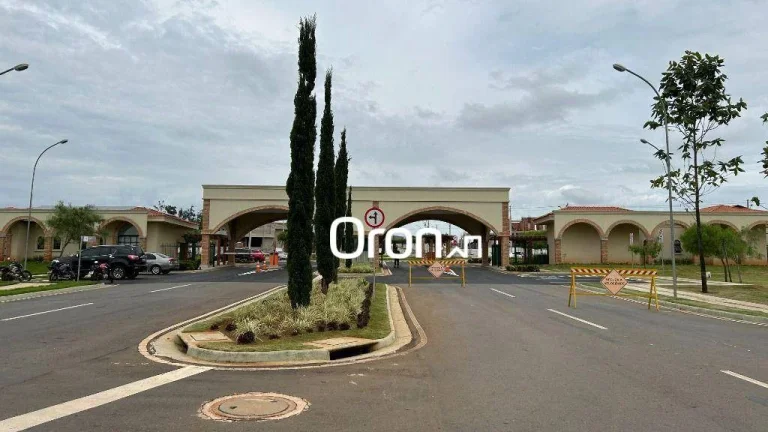 Imagem Sobrado à venda, 250 m² por R$ 2.500.000,00 - Vila Atalaia - Goiânia/GO