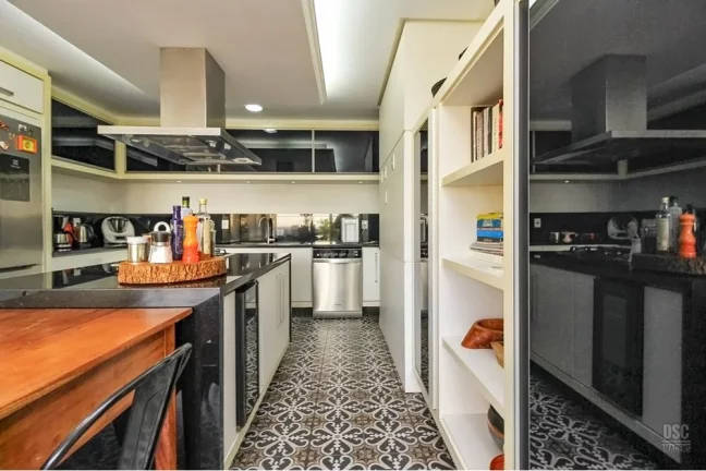 Imagem Casa em Condomínio para venda no bairro Nonoai em Porto Alegre