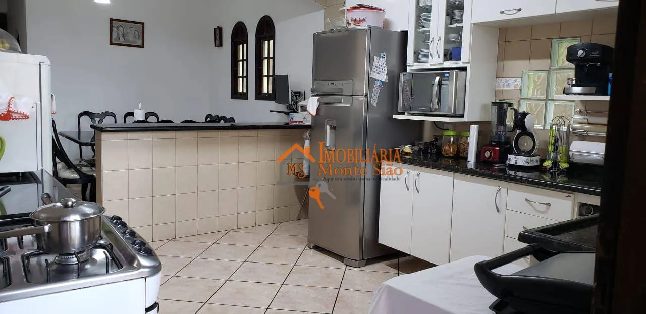 Imagem Sobrado com 3 dormitórios à venda, 232 m² por R$ 499.000,00 - Presidente Dutra - Guarulhos/SP