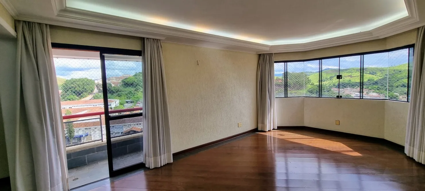 Foto do imóvel Apartamento à venda 4 Quartos, 2 Suites, 2 Vagas, 225M², Centro, Guaratinguetá - SP | Edifício Mansão La Boheme