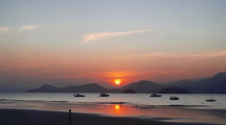 Foto do imóvel Oportunidade Sobrado em condomínio! Praia da Tabatinga - Caraguatatuba - SP