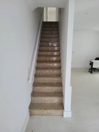 Imagem Casa à venda em São Paulo-SP, Vila Mariana. 3 quartos, 3 suítes, 4 salas, 5 banheiros, 2 vagas, 196m².