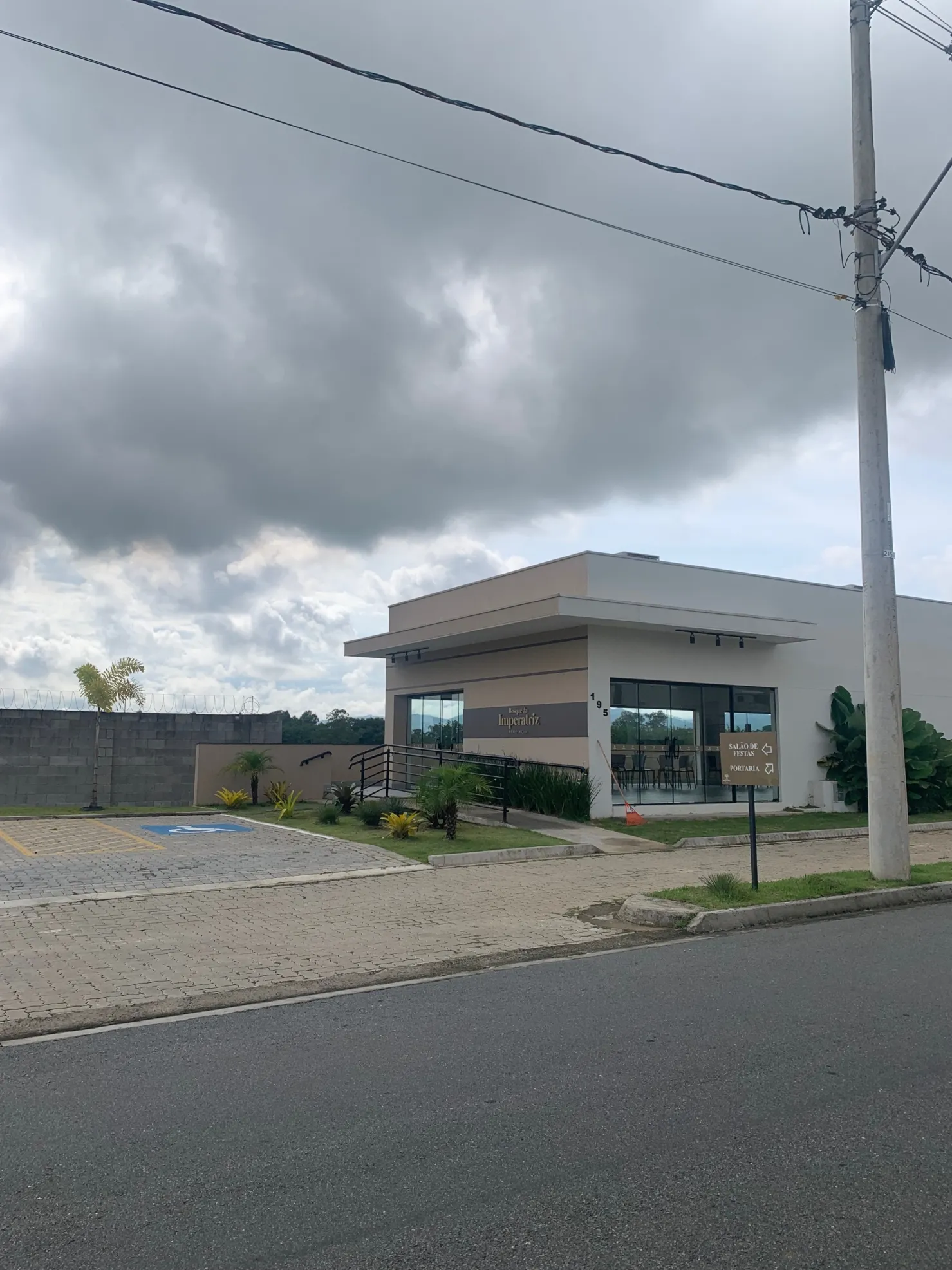 Imagem Terreno em condomínio à Venda, Residencial e Comercial Bosque da Imperatriz, Pindamonhangaba, SP