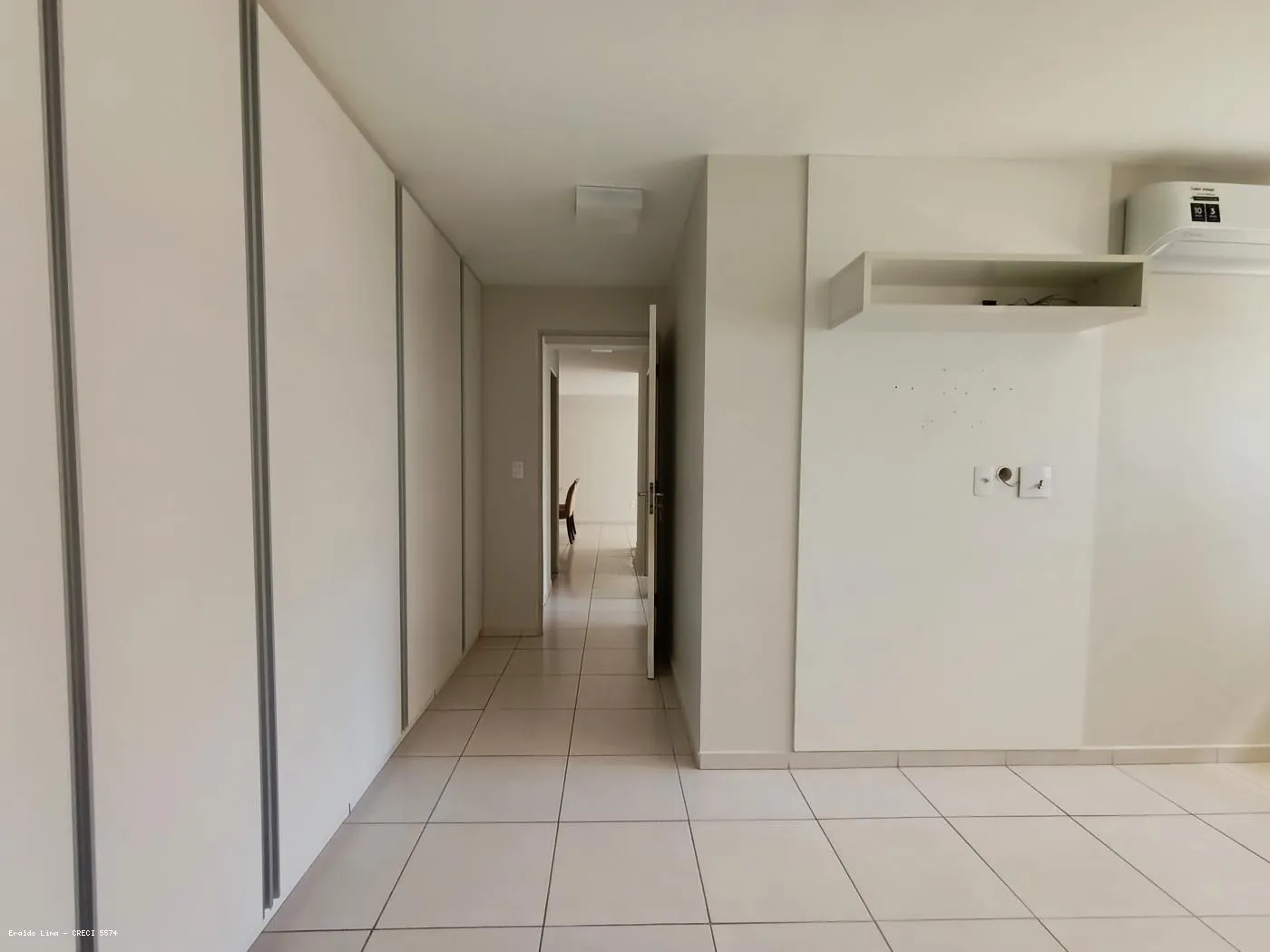 Imagem Apartamento para Venda em Maceió, Jatiúca, 3 dormitórios, 1 suíte, 3 banheiros, 2 vagas