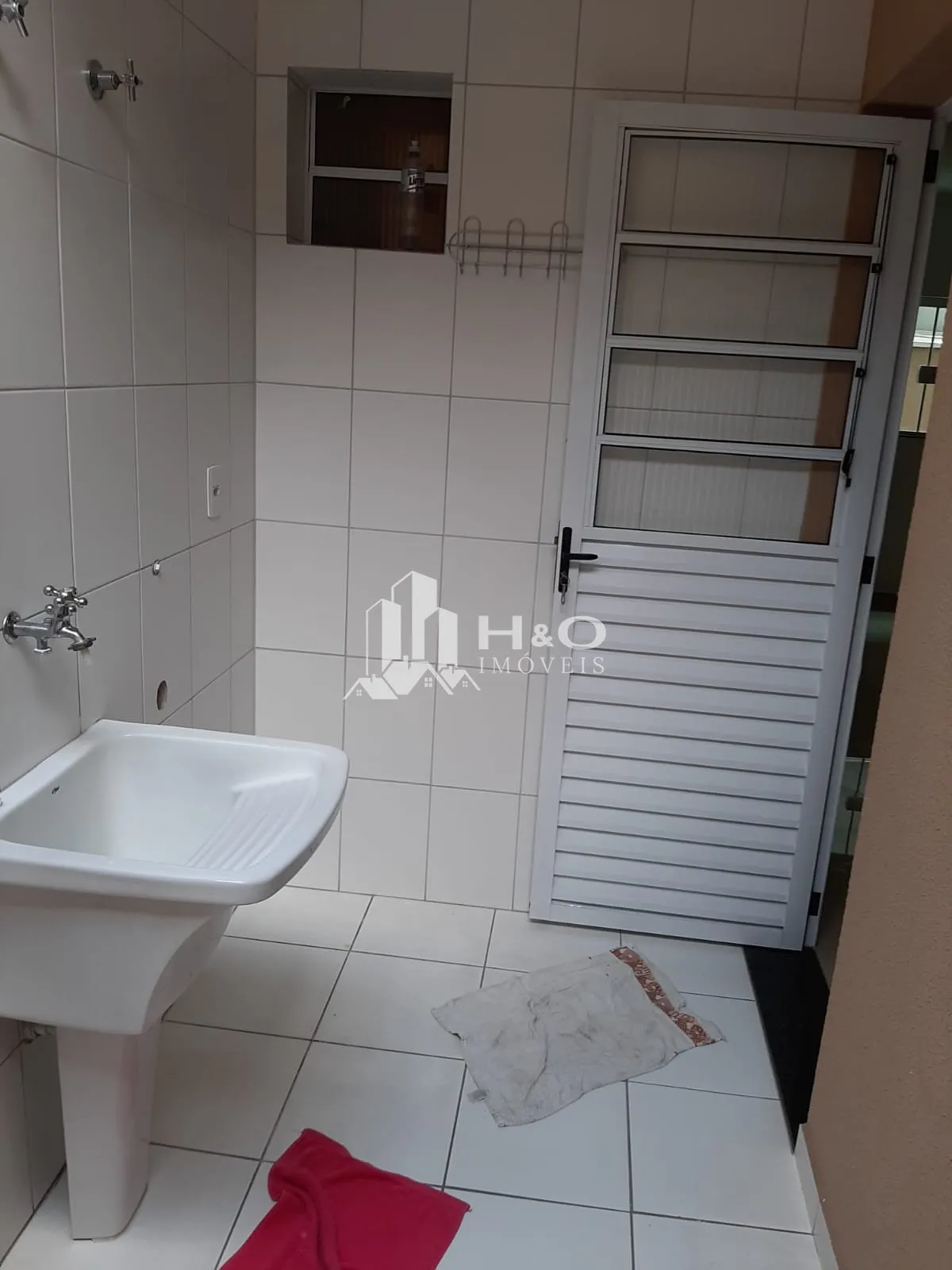 Imagem Oportunidade, Excelente Sobrado em Condomínio Fechado na Zona Leste - Próximo ao Metrô Patriarca.