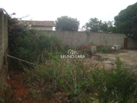 Imagem Área para alugar, 800 m² por R$ 1.227,33 - Itatiaiuçu - Igarapé/MG