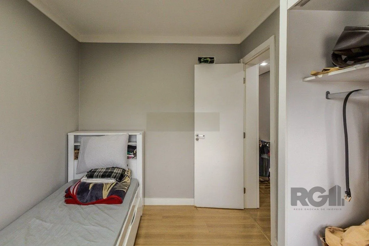 Imagem Apartamento 2 dormitórios, sendo 1 suíte, 63,88 m² de área privativa e 1 vaga(s) de garagem. Localizado na Rua/Av. Luzitana, no bairro Higienópolis em Porto Alegre.