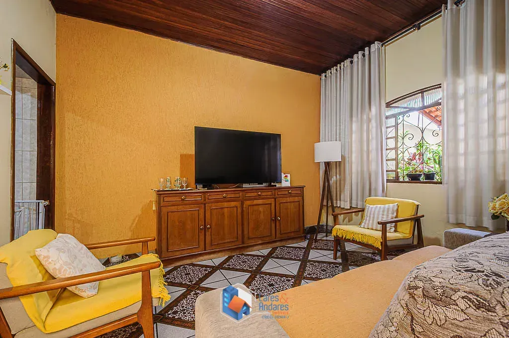 Imagem Casa para venda em Vila Paulicéia com 2 quartos, sendo 1 suíte, 130m²
