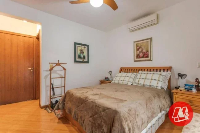 Imagem Cobertura Triplex no coração do Petrópolis – conforto, espaço e vista incrível