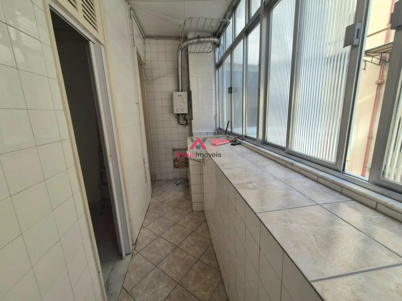 Imagem Apartamento 2 Quartos para Venda em Rio de Janeiro, Copacabana, 2 dormitórios, 1 banheiro, 1 vaga