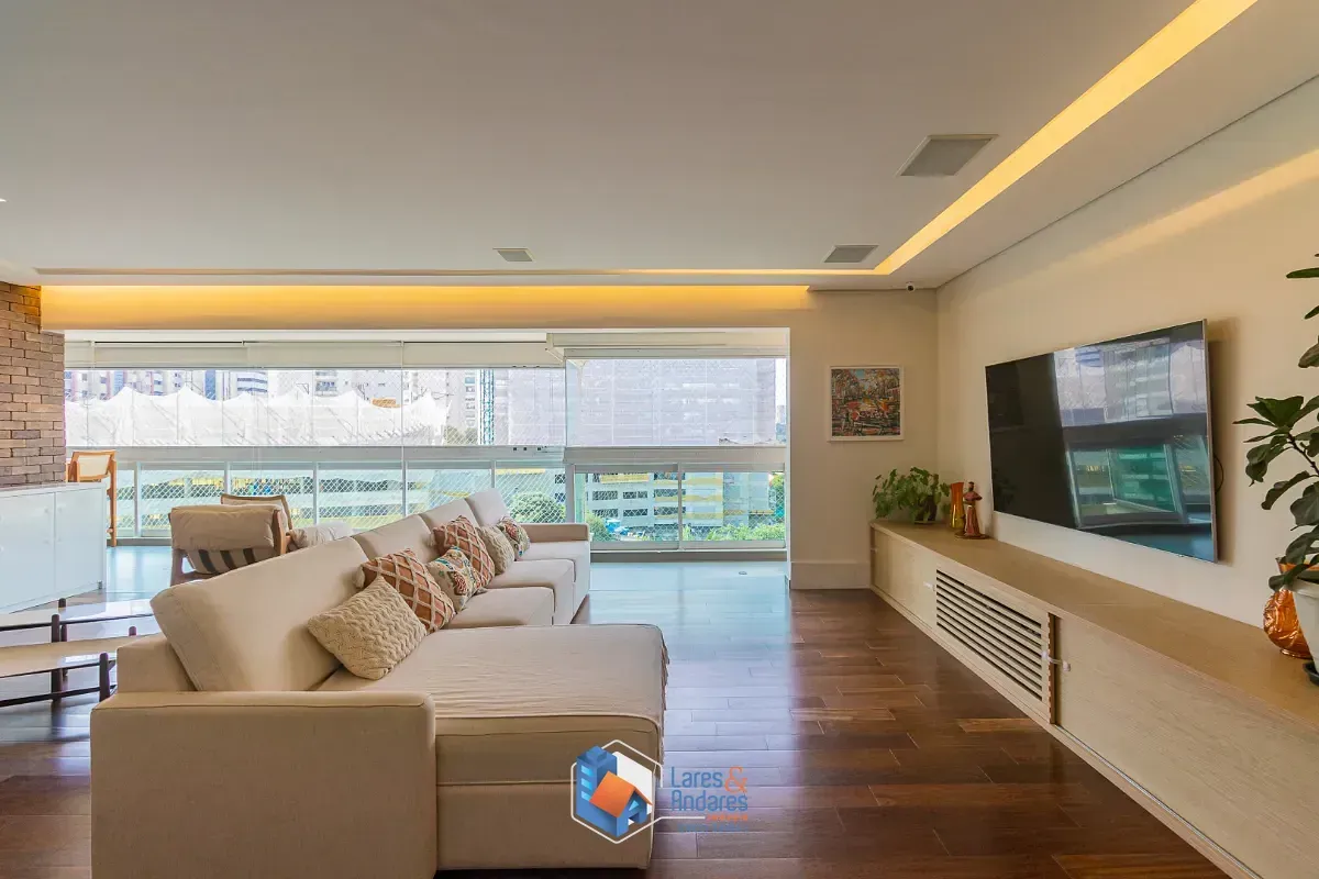 Imagem Apartamento para venda em Cidade Monções com 4 quartos, sendo 4 suítes, 239m²