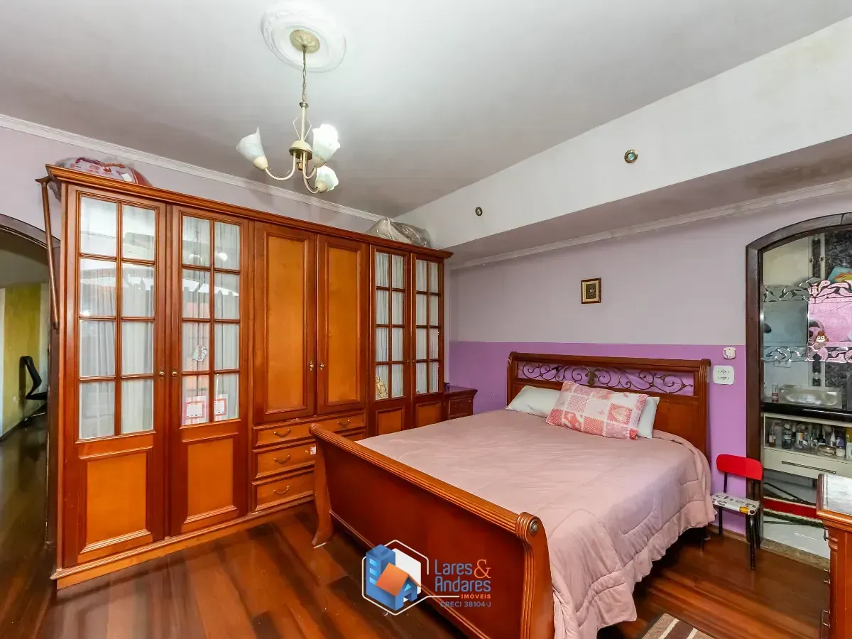 Imagem Sobrado para venda em Vila Gustavo com 3 quartos, sendo 3 suítes, 325m²