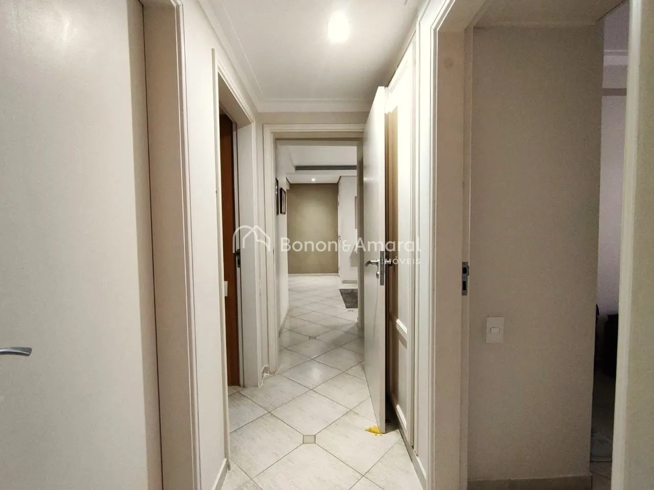 Imagem Apartamento à venda com 210 m² e 3 quartos no Bosque em Campinas/SP