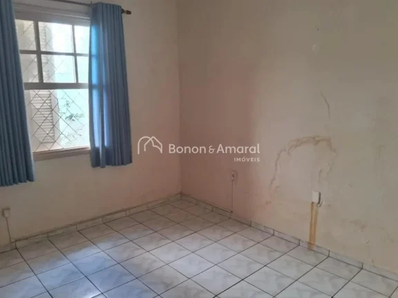 Imagem Casa térrea - Jardim Nossa Senhora Auxiliadora (Taquaral) - Campinas, SP
Localizada em uma esquina ...