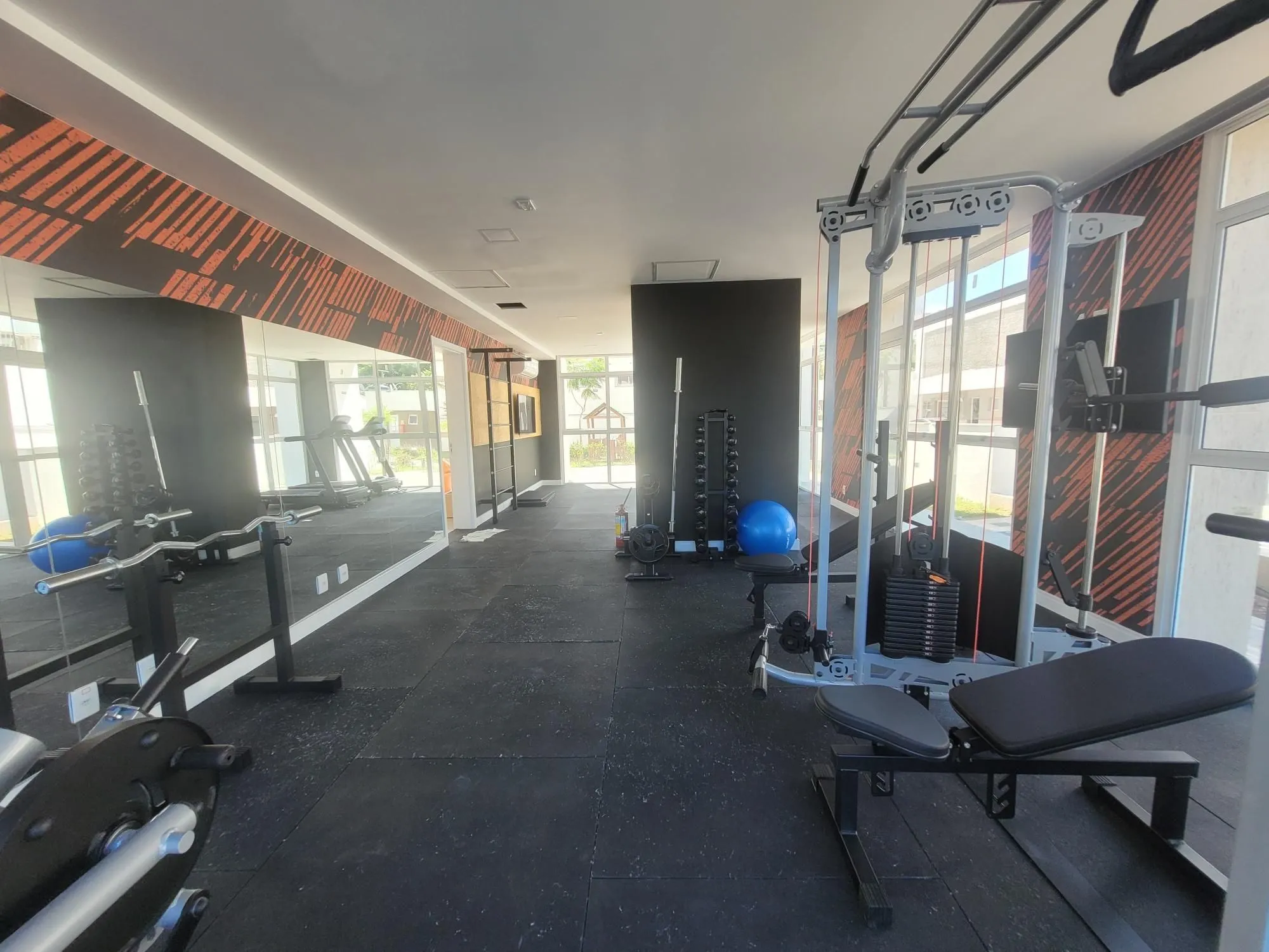 Imagem Excelente apartamento 3 dormitórios com 2 vagas próximo PUC-RS