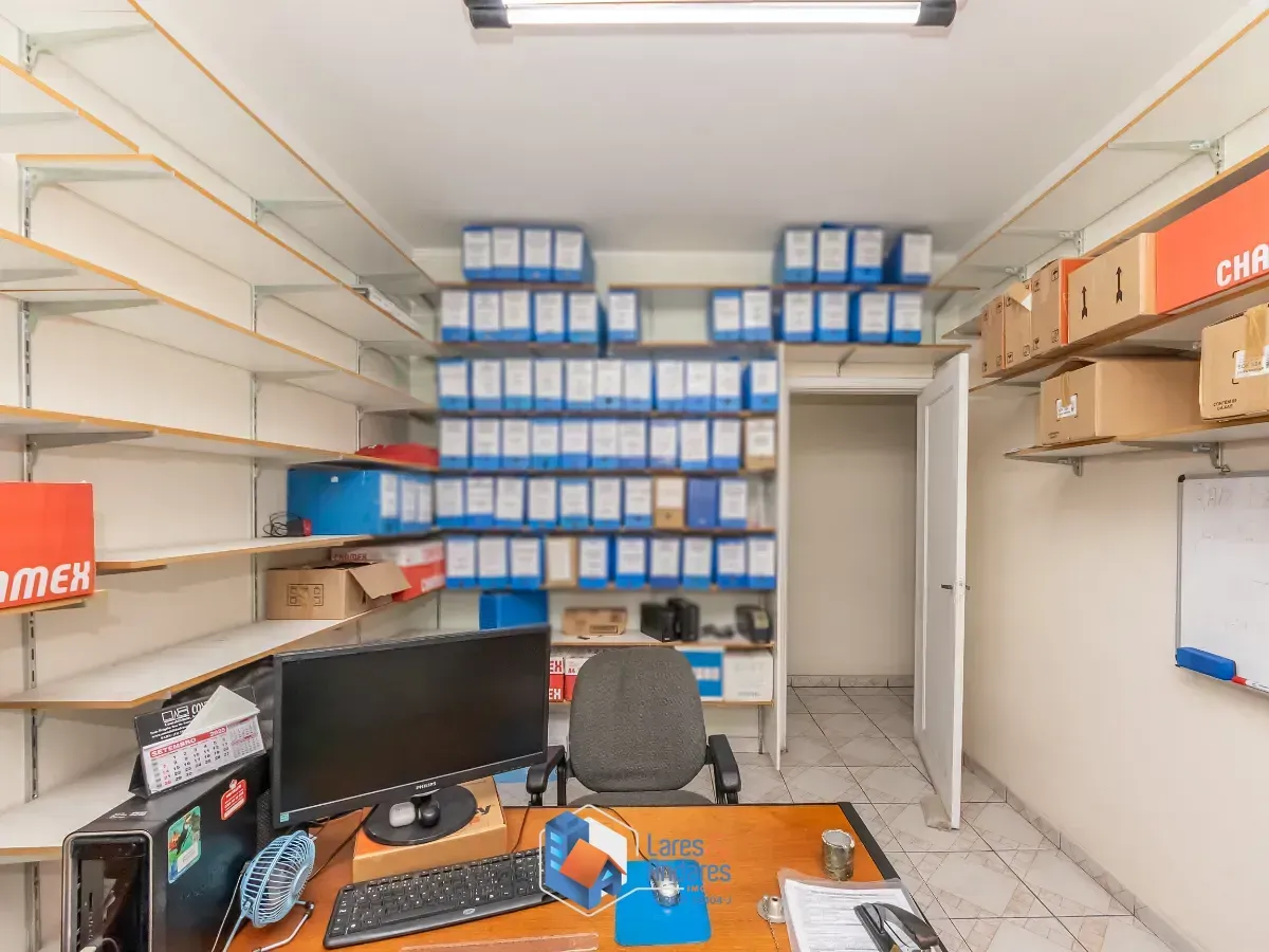 Imagem Casa comercial para venda em Saúde, 431m²