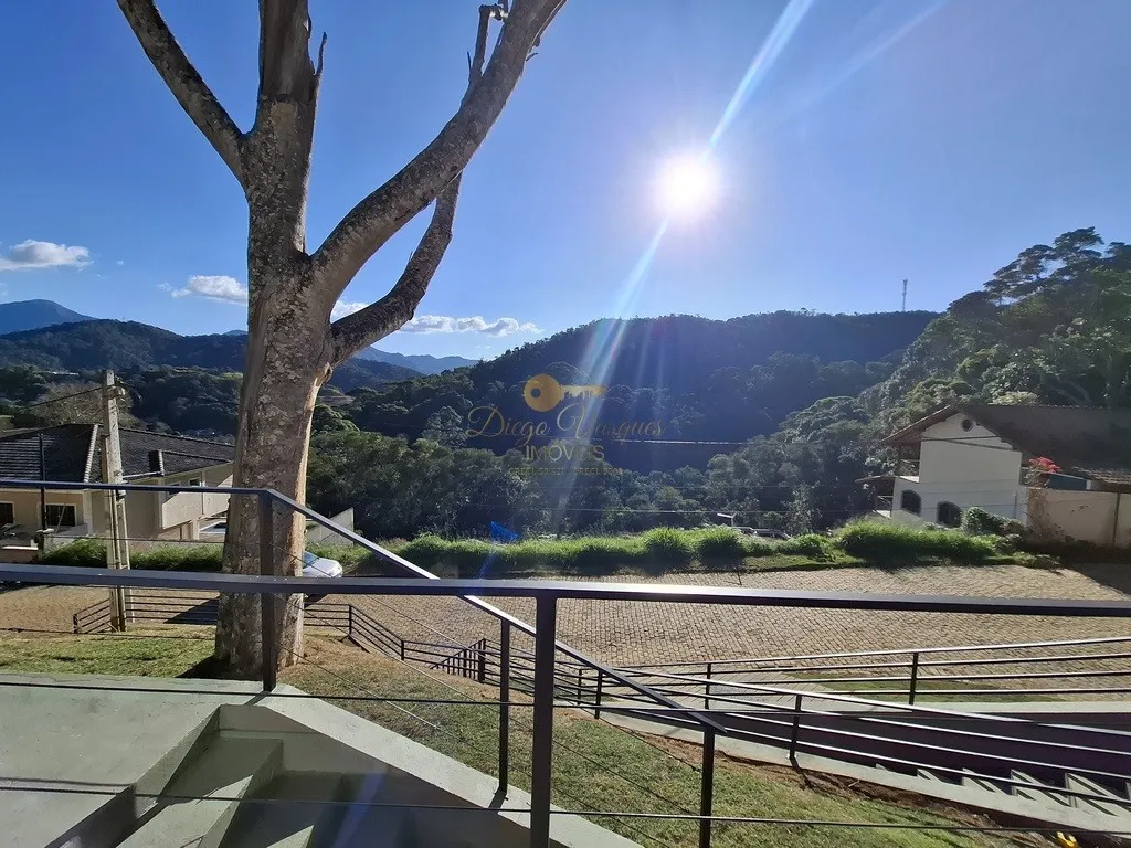 Imagem Casa em Condomínio para Venda em Teresópolis / RJ no bairro Prata