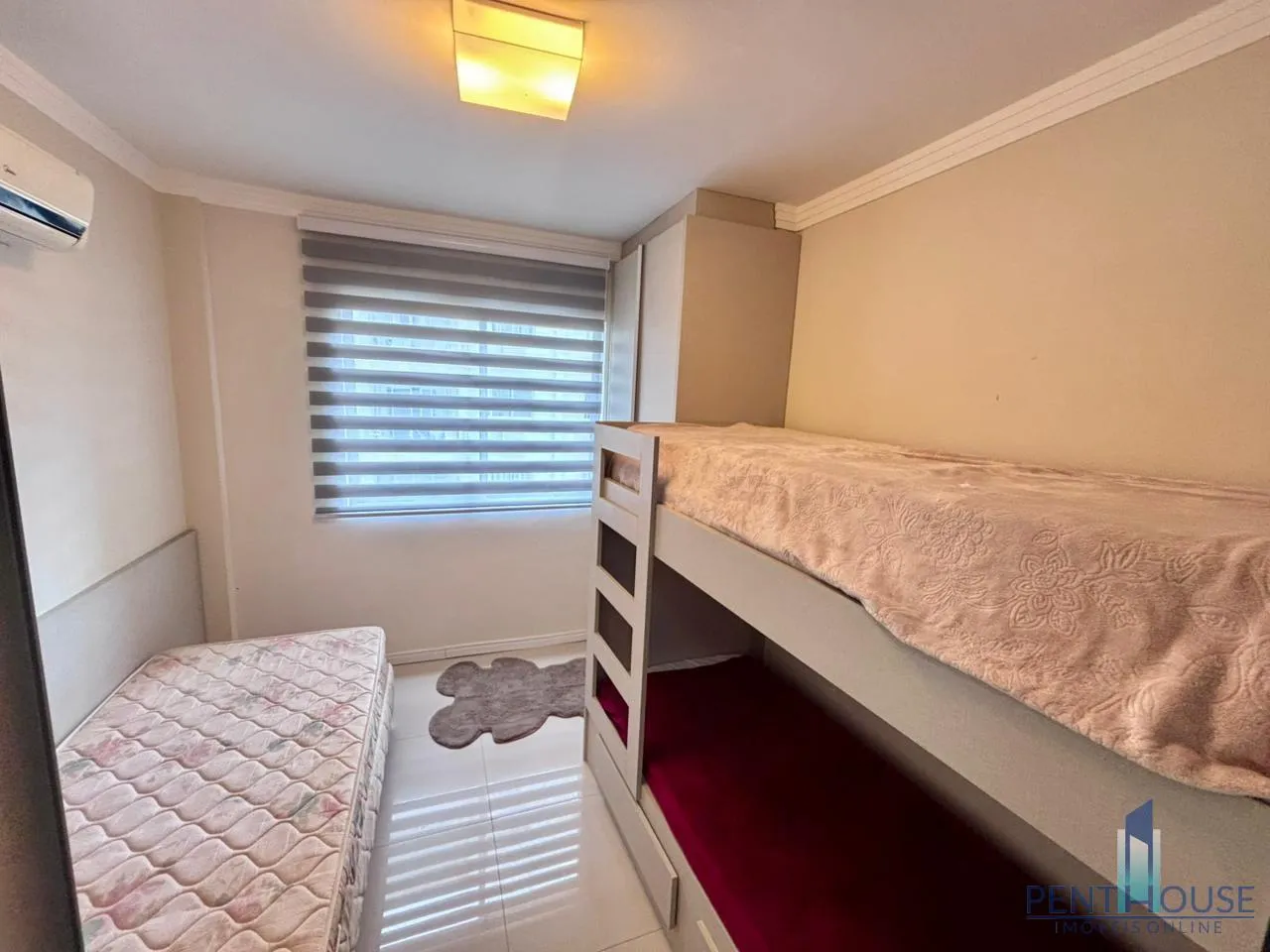 Imagem Apartamento Quadra Mar para Venda em Balneário Camboriú, CENTRO, 2 dormitórios, 1 suíte, 2 banheiros, 2 vagas