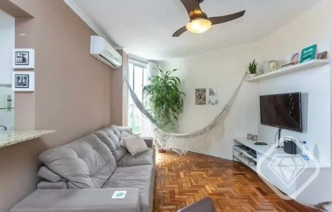Imagem Um apartamento com o melhor do sol da manhã e muito conforto!

São 3 dormitórios, living para 2 a...