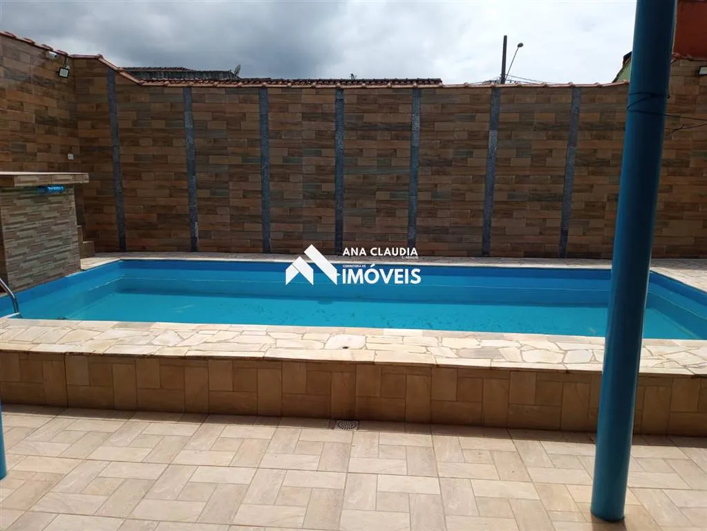 Imagem Casa lote inteiro na Praia de Mongaguá a 160 metros do mar
