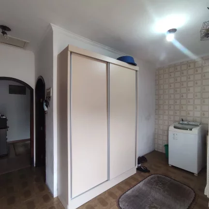 Imagem Casa Averbada à venda em Joinville, bairro Saguaçú