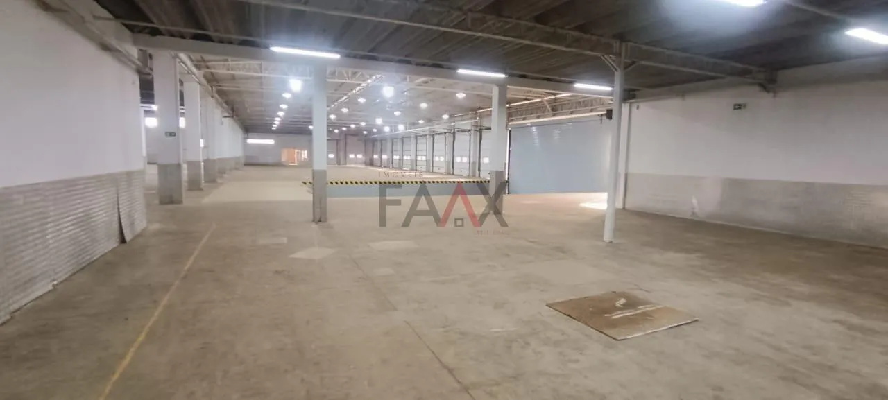 Imagem Imóvel Comercial para Locação Próximo à BR com 3.521m Construídos