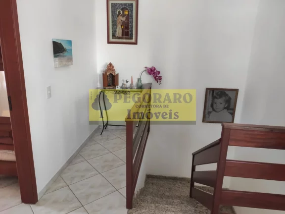 Imagem Sobrado de 6 quartos na Martim de Sá: 2 suítes, área gourmet com churrasqueira e piscina. Oportunidade imperdível!