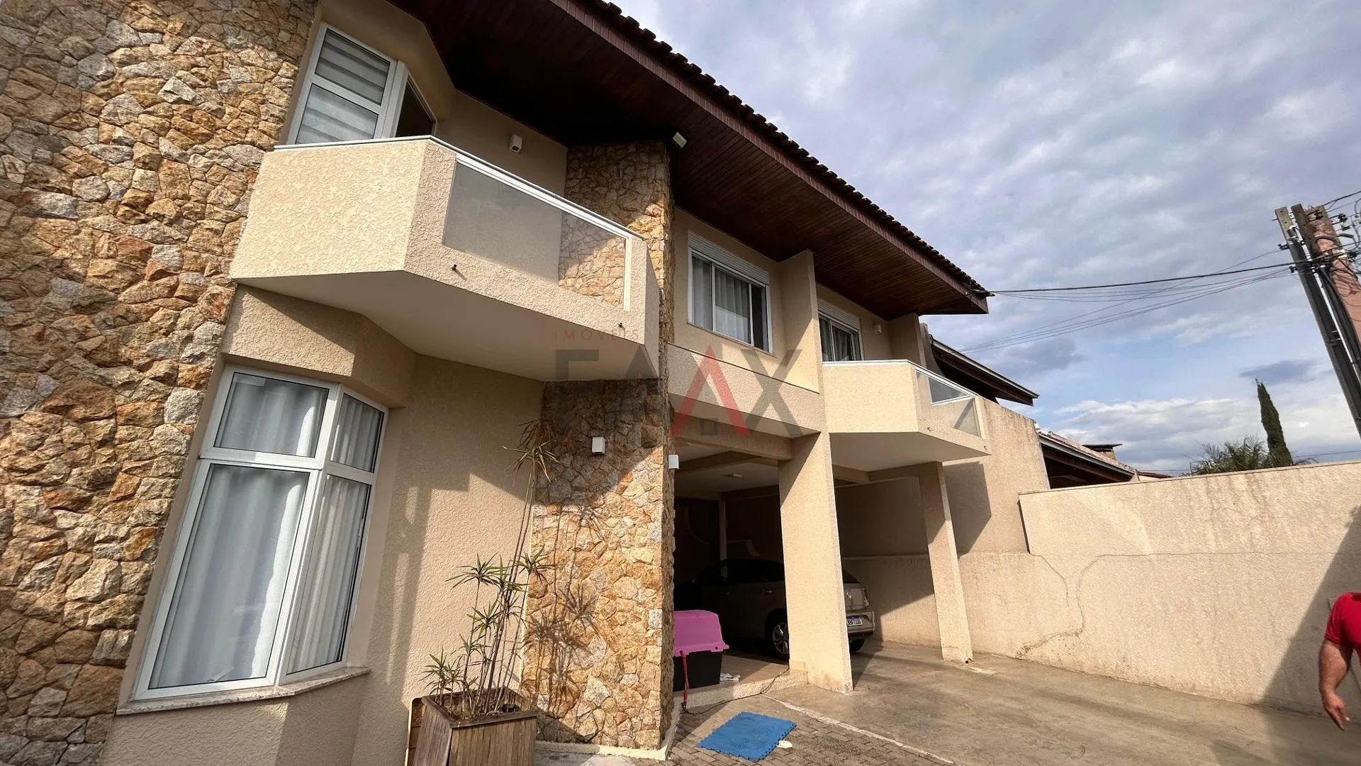 Foto do imóvel Sobrado com 4 dormitórios à venda,650.40 m , GUARAPUAVA - PR