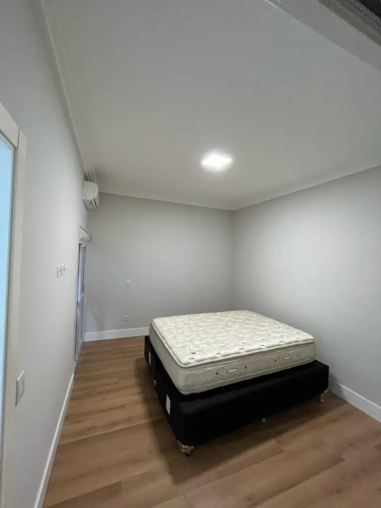 Imagem Casa 218m Umuarama-PR 2