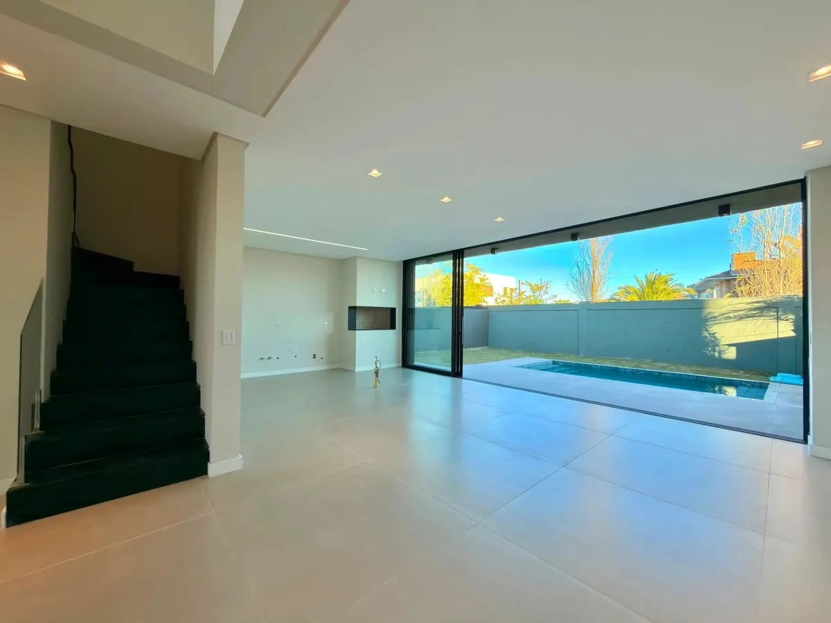 Imagem Casa 4 suítes com piscina - Condomínio Sunset, Xangri-lá