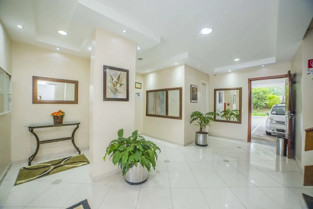 Imagem Apartamento 3 dorms à venda Rua Xavier da Cunha, Nonoai - Porto Alegre